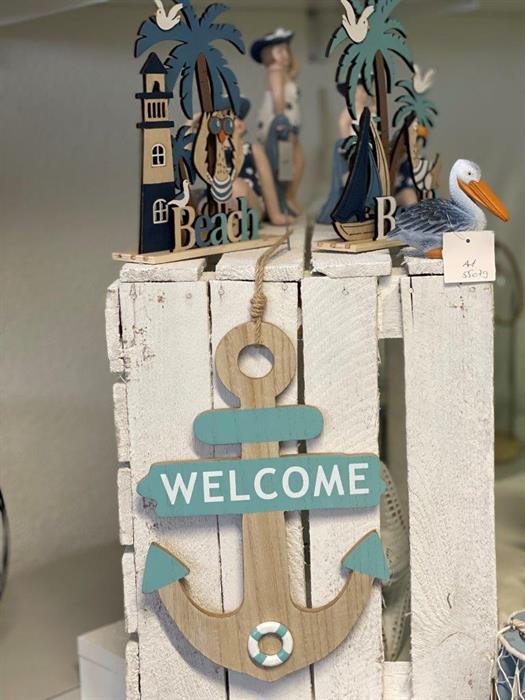 Hänger Anker Welcome aus Holz 
H:30cm
Farbe: Braun
L:20cm B:1cm H:30cm