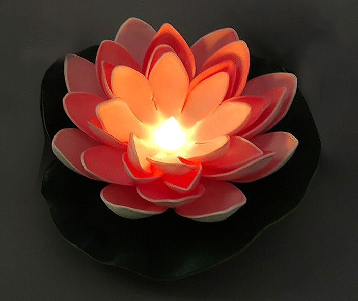 LED Solar Seerose pink
1X LED warm weiss
Grösse 17cm Durchmesser