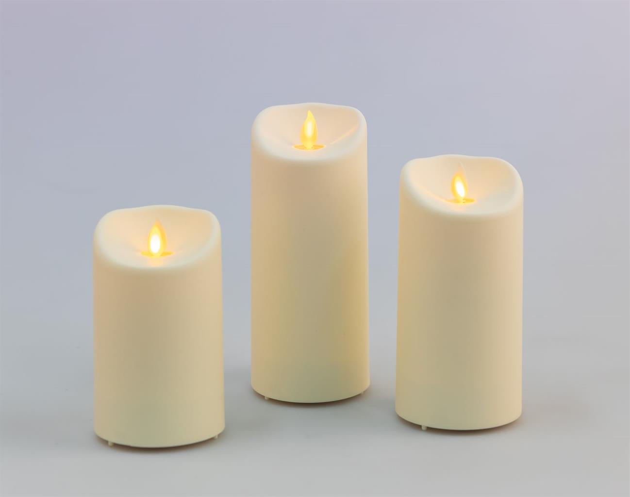 LED Kerze Outdoor Kunststoff creme mit beweglicher Flamme D: 7.5cm - H: 17cm