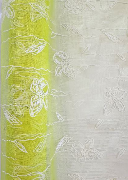 Dekostoff "Organza" gerollt
und geschnitten hellgrün 
Schmetterlingdruck
36cm x 300cm
