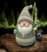 Deko Figur Santa grün mit Laterne für Teelicht aus Magnesia