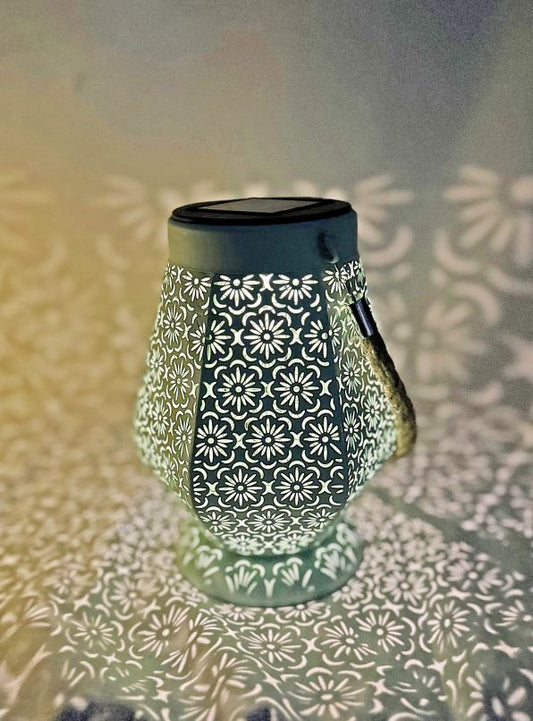 LED Solar Laterne in Grün aus Metall orientalische Form L12cm x B13.5cm x H18cm