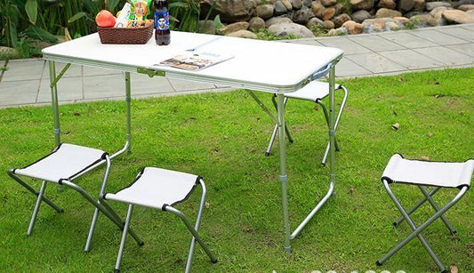 Campingtisch Set faltbar mit 4 Klappstühlen Farbe: Weiss