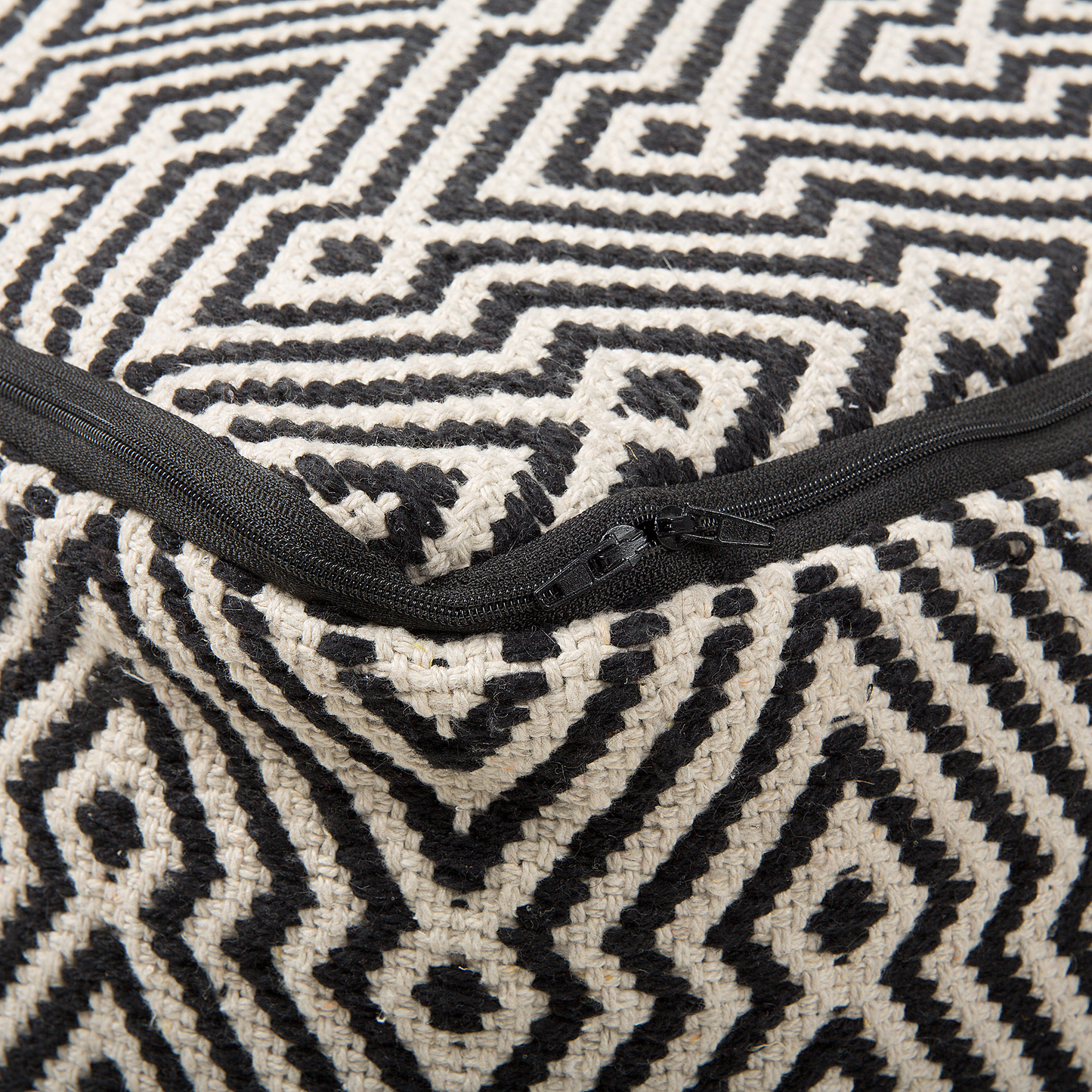 Pouf Baumwolle schwarz-weiss 50 x 50 x 30 cm MUKKI