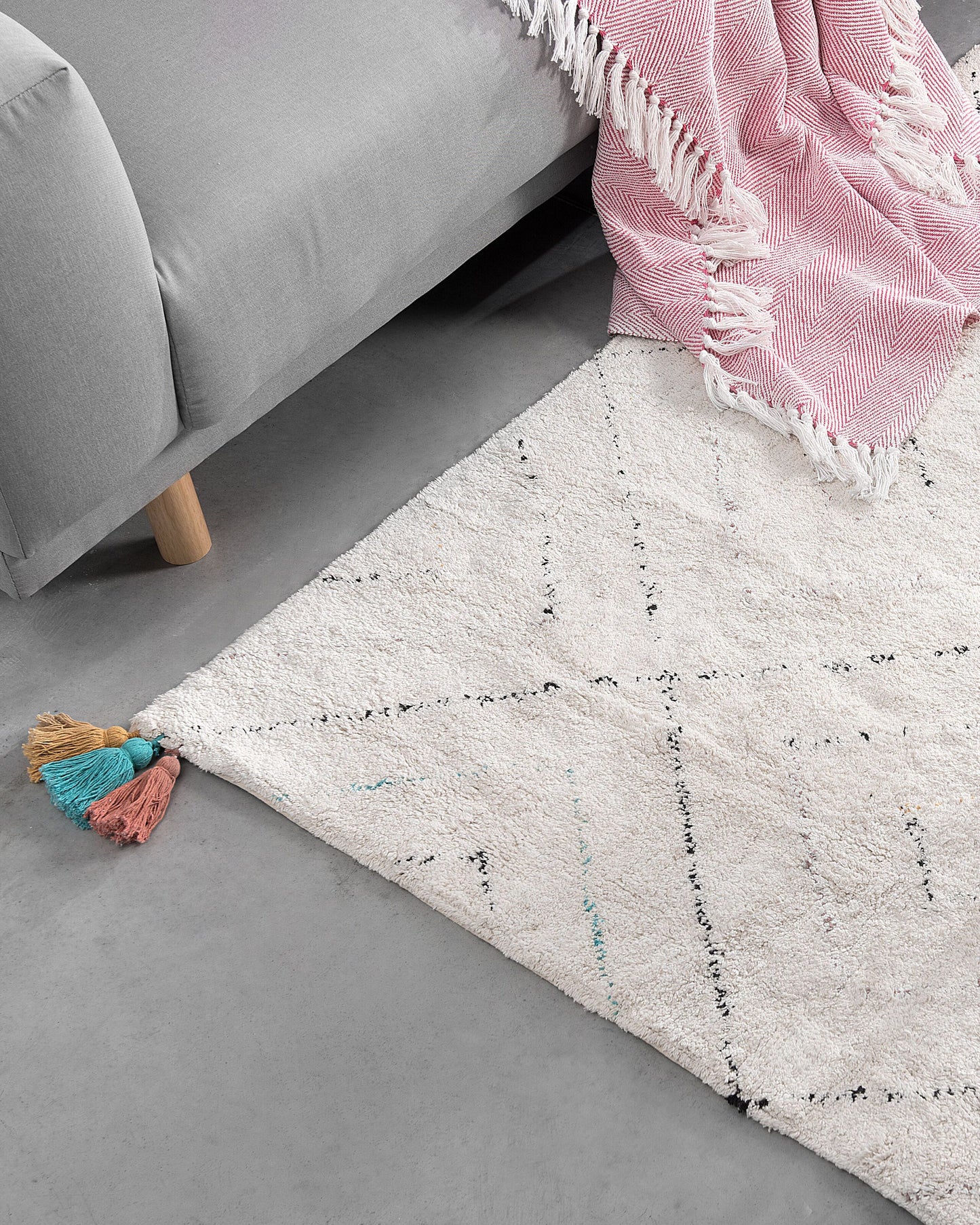 Teppich Baumwolle weiss 140 x 200 cm geometrisches Muster Shaggy KARTAL