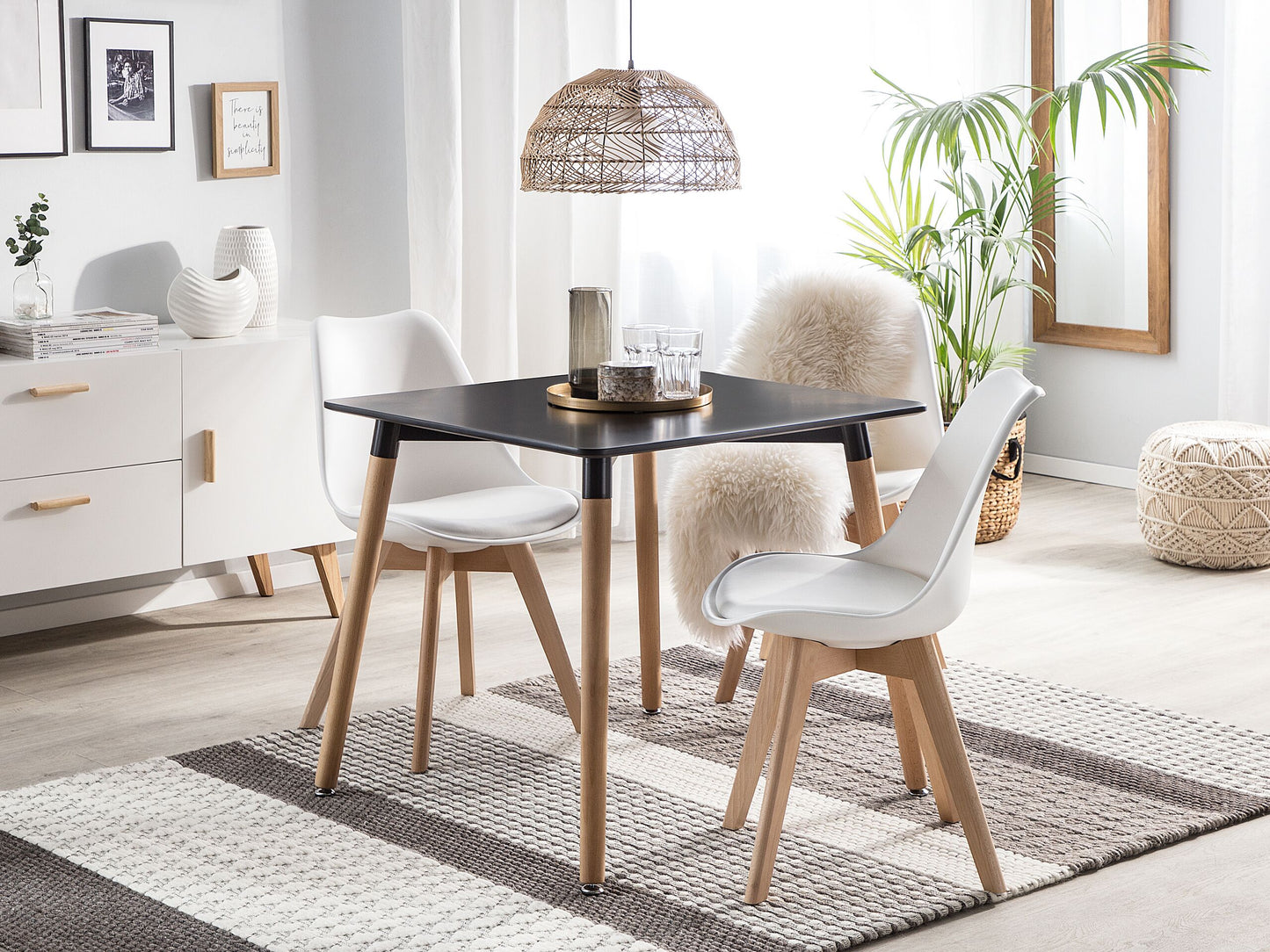 Esstisch schwarz 80 x 80 cm BUSTO