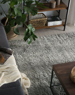 Teppich hellgrau 140 x 200 cm Shaggy EVREN