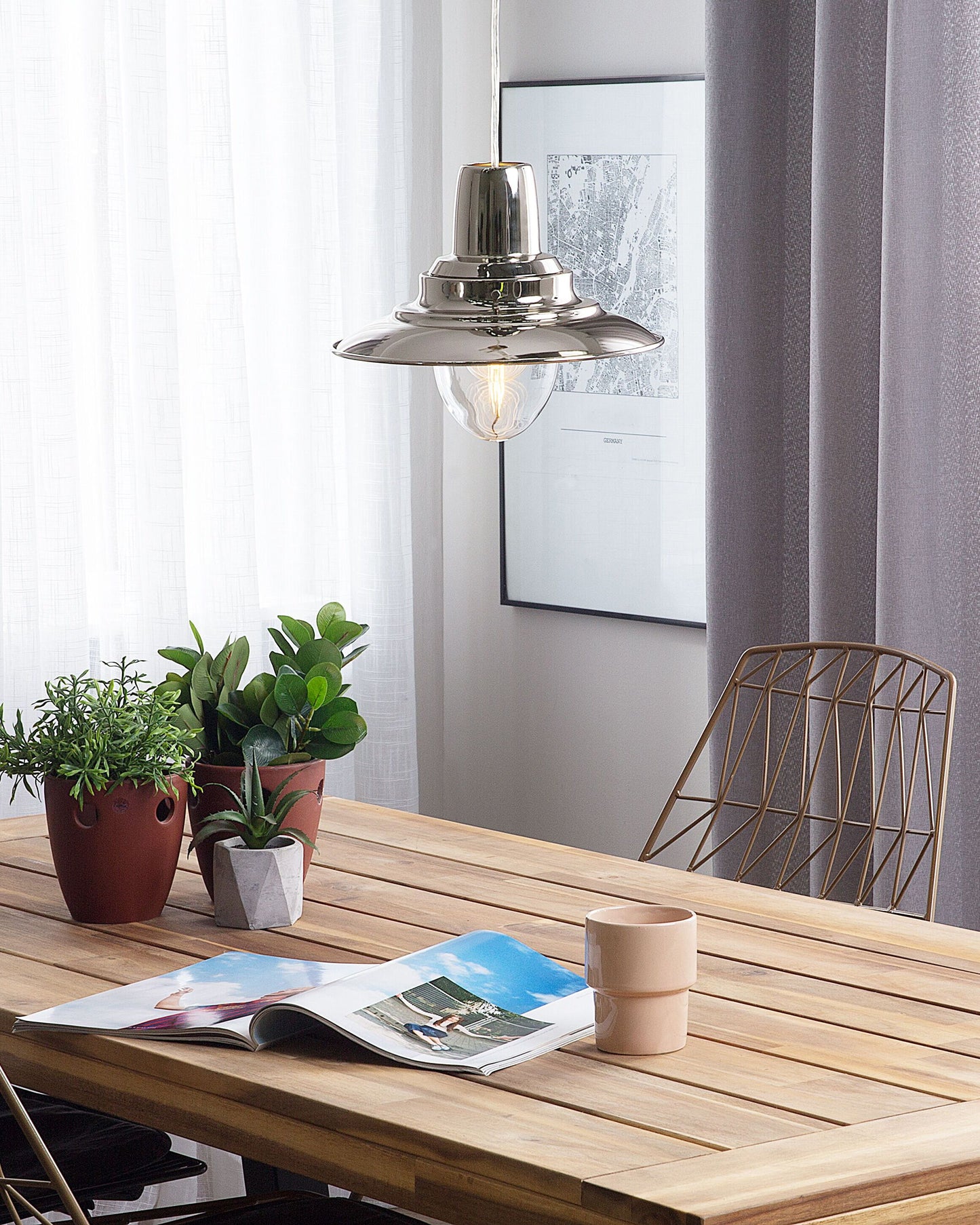 Hängelampe Nickel Glockenform PINEGA