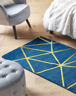 Teppich marineblau / gold 80 x 150 cm geometrisches Muster Kurzflor HAVZA