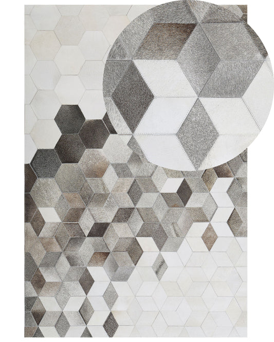 Teppich Kuhfell grau / weiss 140 x 200 cm geometrisches Muster Kurzflor SASON