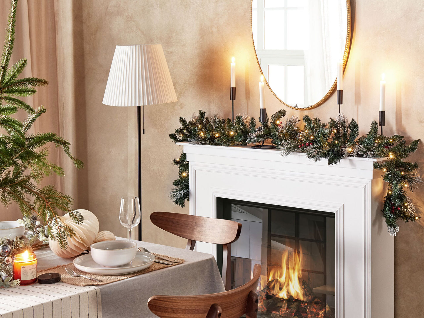 Weihnachtsgirlande grün mit LED-Beleuchtung 180 cm WAPTA