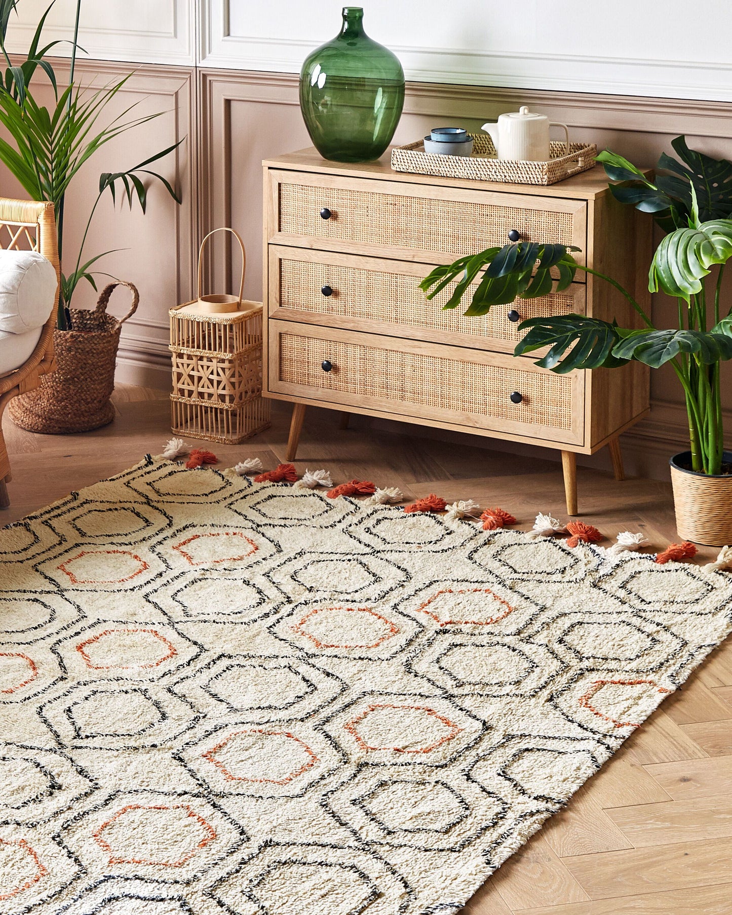 Teppich Baumwolle beige / orange 140 x 200 cm geometrisches Muster Kurzflor HAJIPUR