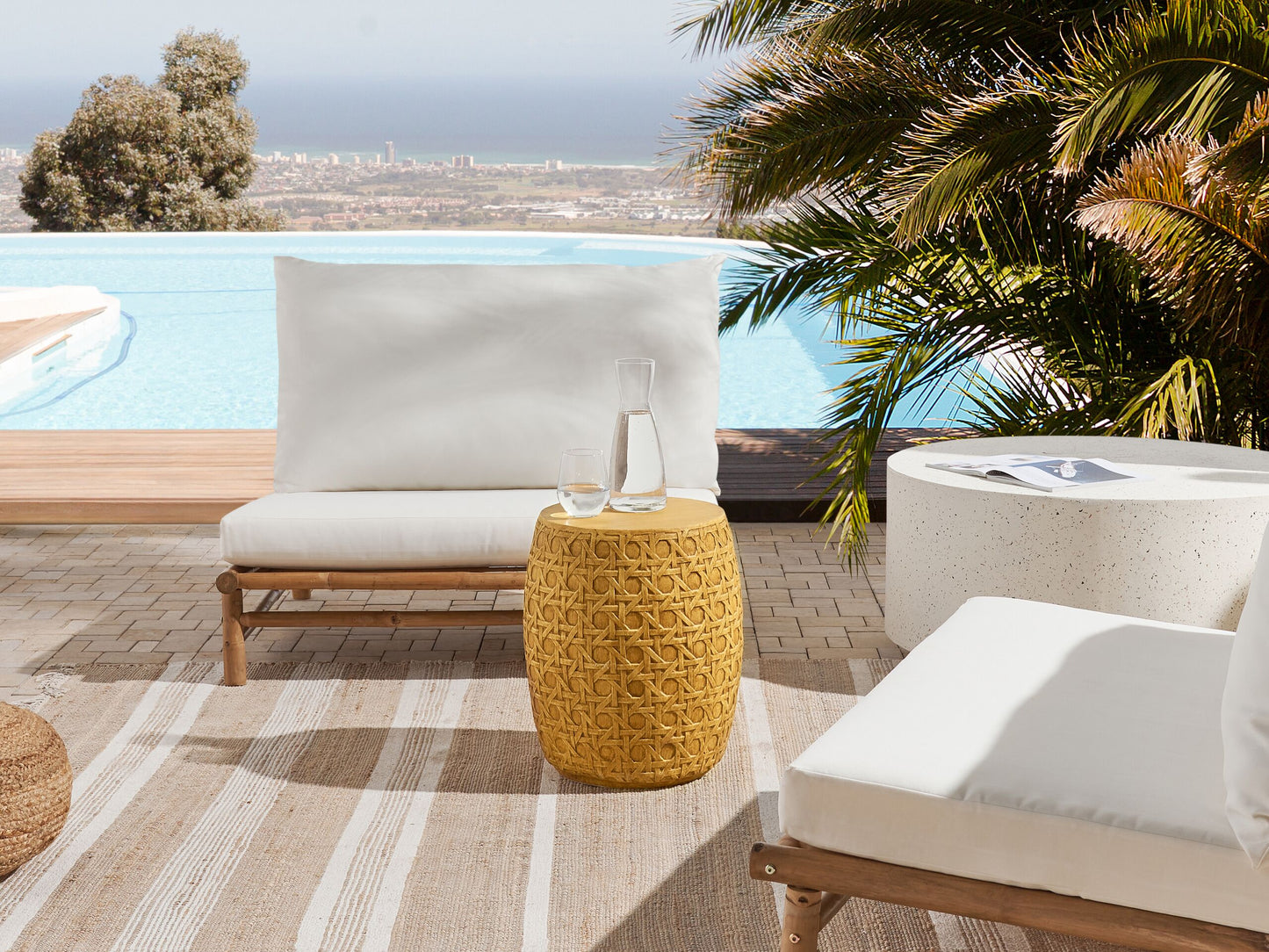 Garten Beisttelltisch Beton natürlich Rattan Optik rund ⌀ 32 cm SADOLE