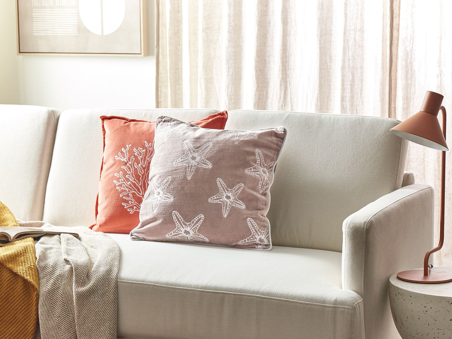 Dekokissen CERAMIUM Samtstoff 45 x 45 cm Pastellrosa Blumenmuster