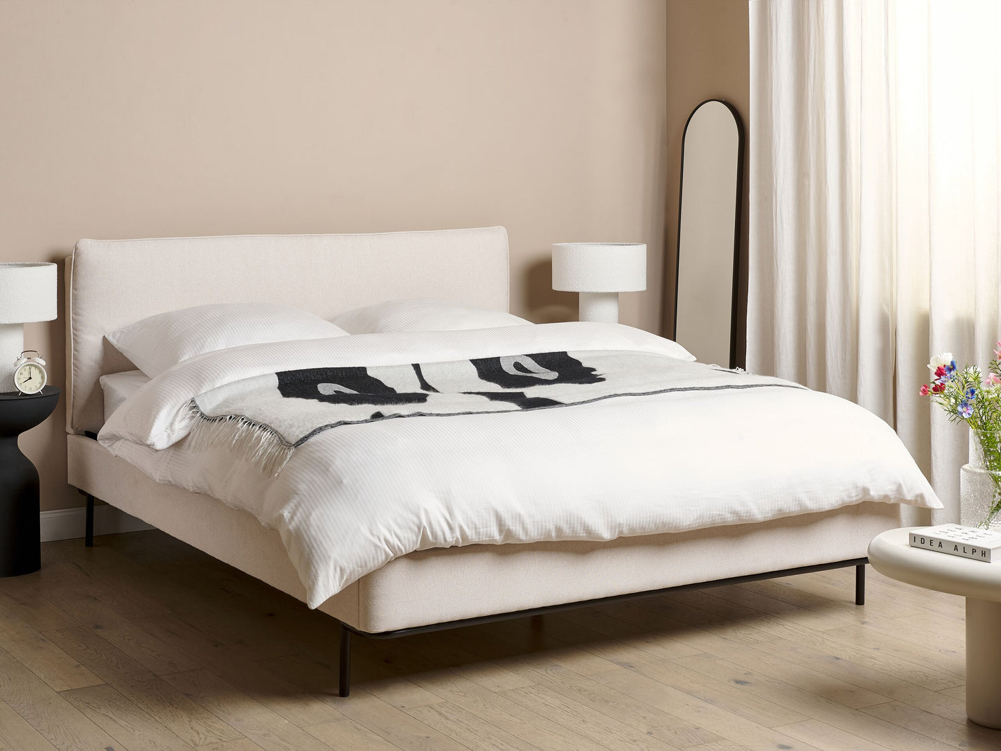 Bett mit Lattenrost Stoff CORIO 160 x 200 cm Creme