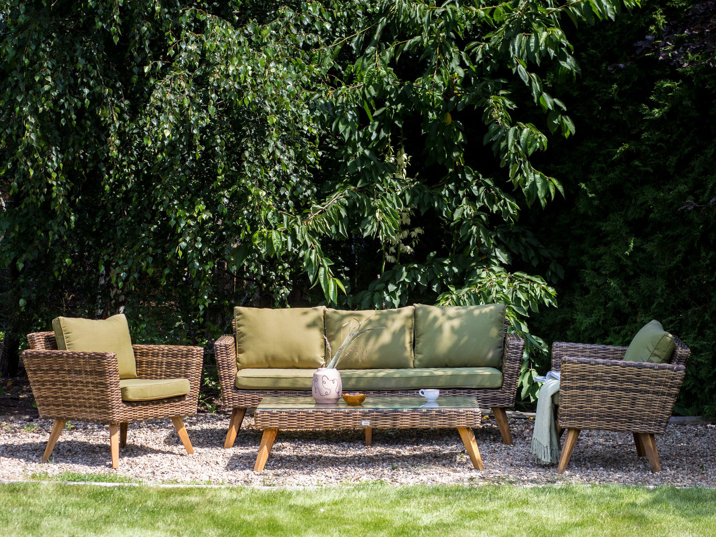 Lounge Set mit Tisch 5-Sitzer VITTORIA Polyrattan Olivgrün