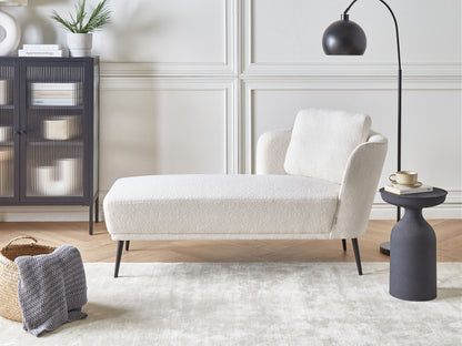 Chaiselongue Bouclé cremeweiss rechtsseitig mit Kissen ARTHEZE