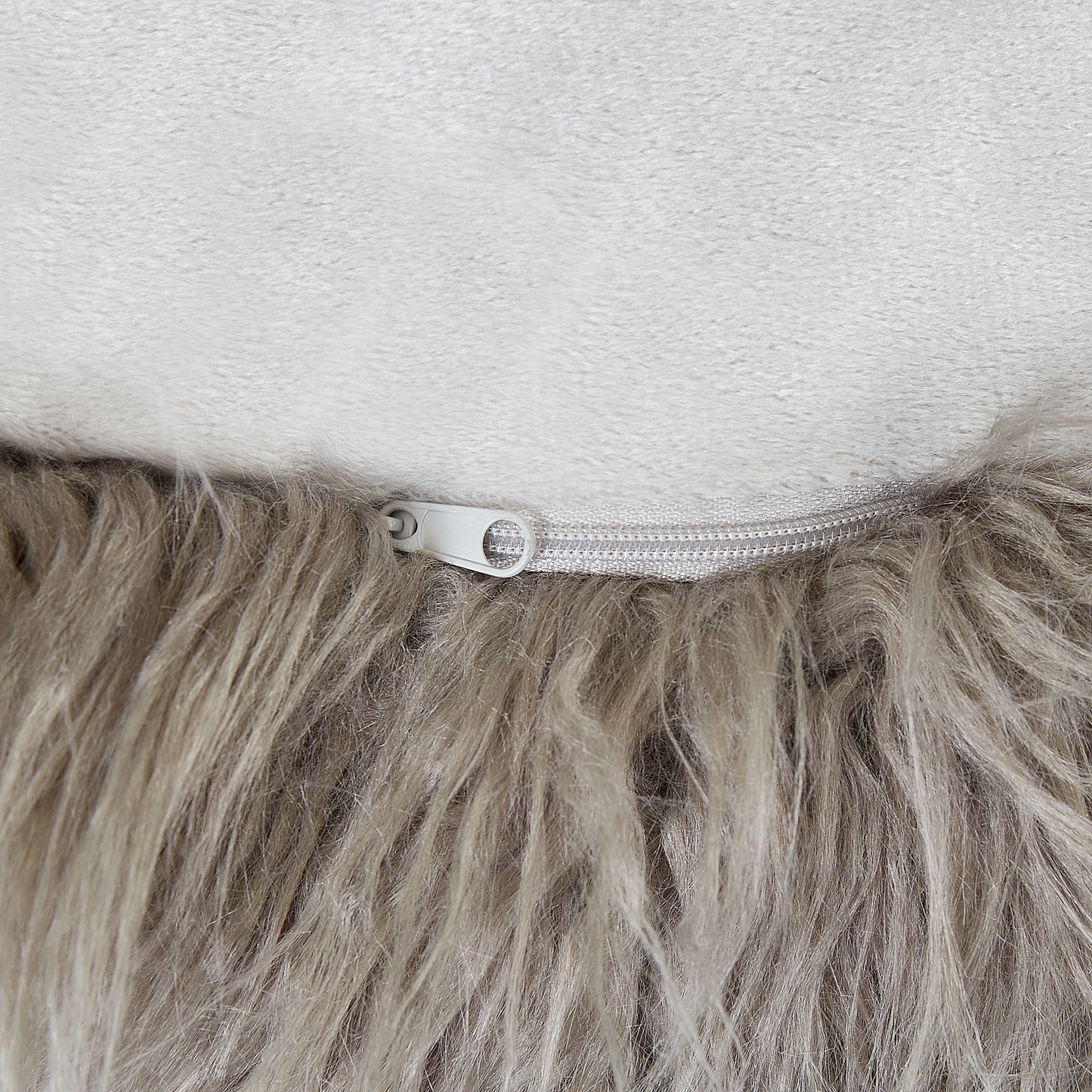 Pouf Felloptik grau 50 x 50 x 30 cm MUKKI