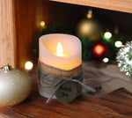 Bougie en cire LED blanche rustique
 "Merci"
 avec une flamme en mouvement
 P:7,5 cm - H:10 cm