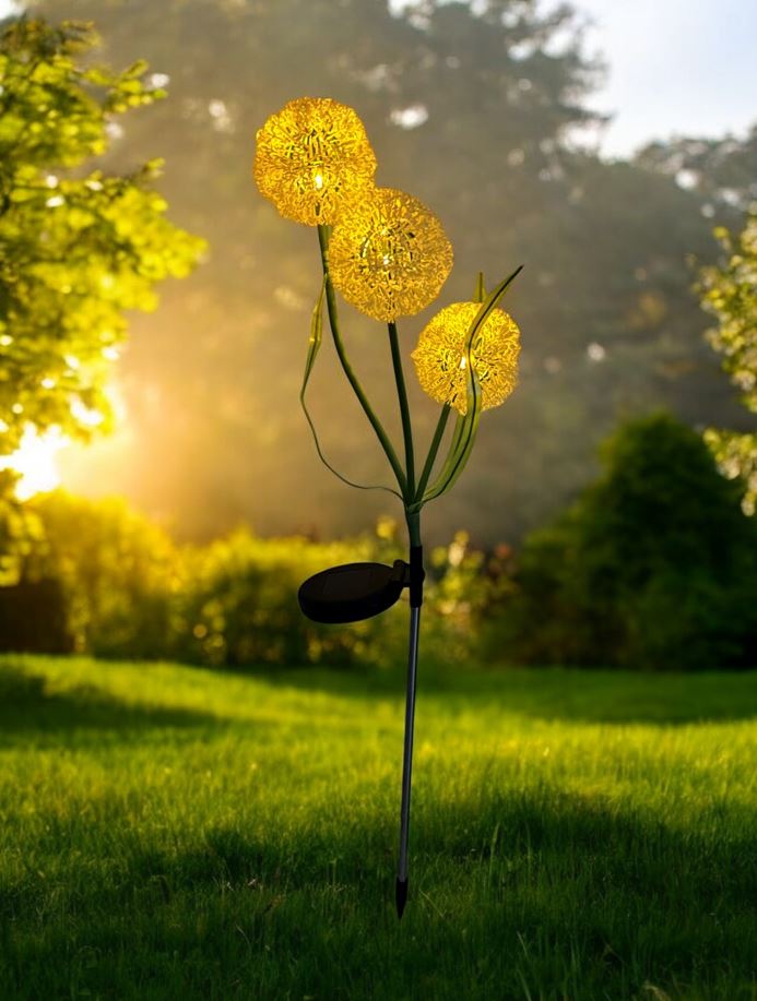 LED Solar Stecker Pustenblume mit 3 Schneeball Blüten in Beige H60cm