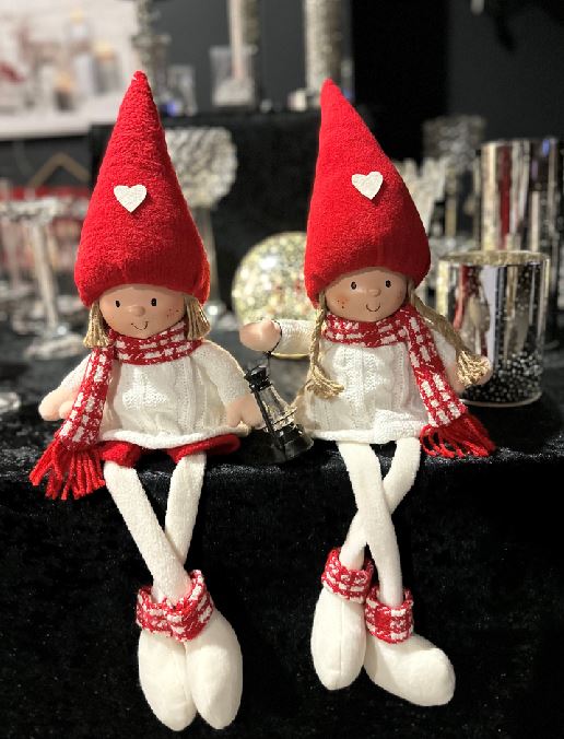 Deko Figur Junge weiss rot Kantenhocker H52cm