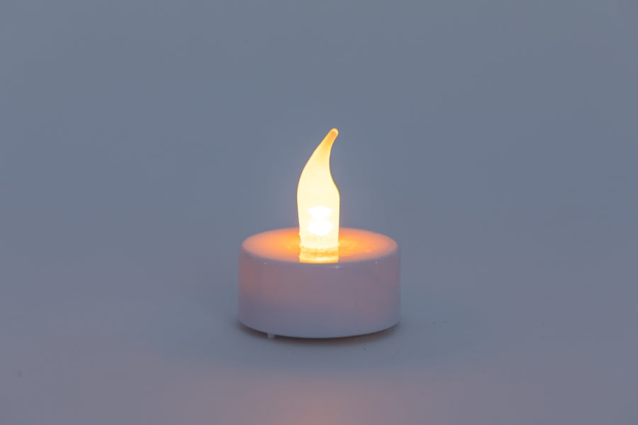LED Teelicht weiss - 4er Blister
plus 4 Ersatzbatterien (Knopfzellen)
CR 2032