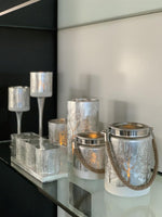 Windlicht aus Glas 3er Set
Design: Winterlandschaft
Farbe: Silber
H:7cm D:6cm