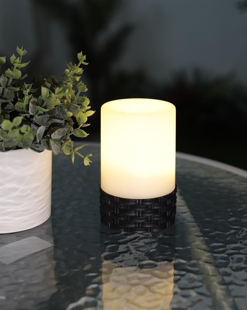 LED Solar Rattan Tisch Leuchte 
D7.6cm x H11.5cm