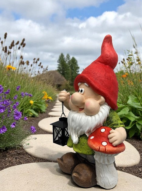 Gartenzwerg stehend 
mit Laterne für Teelichter 
Grösse 20 x28 x 45cm