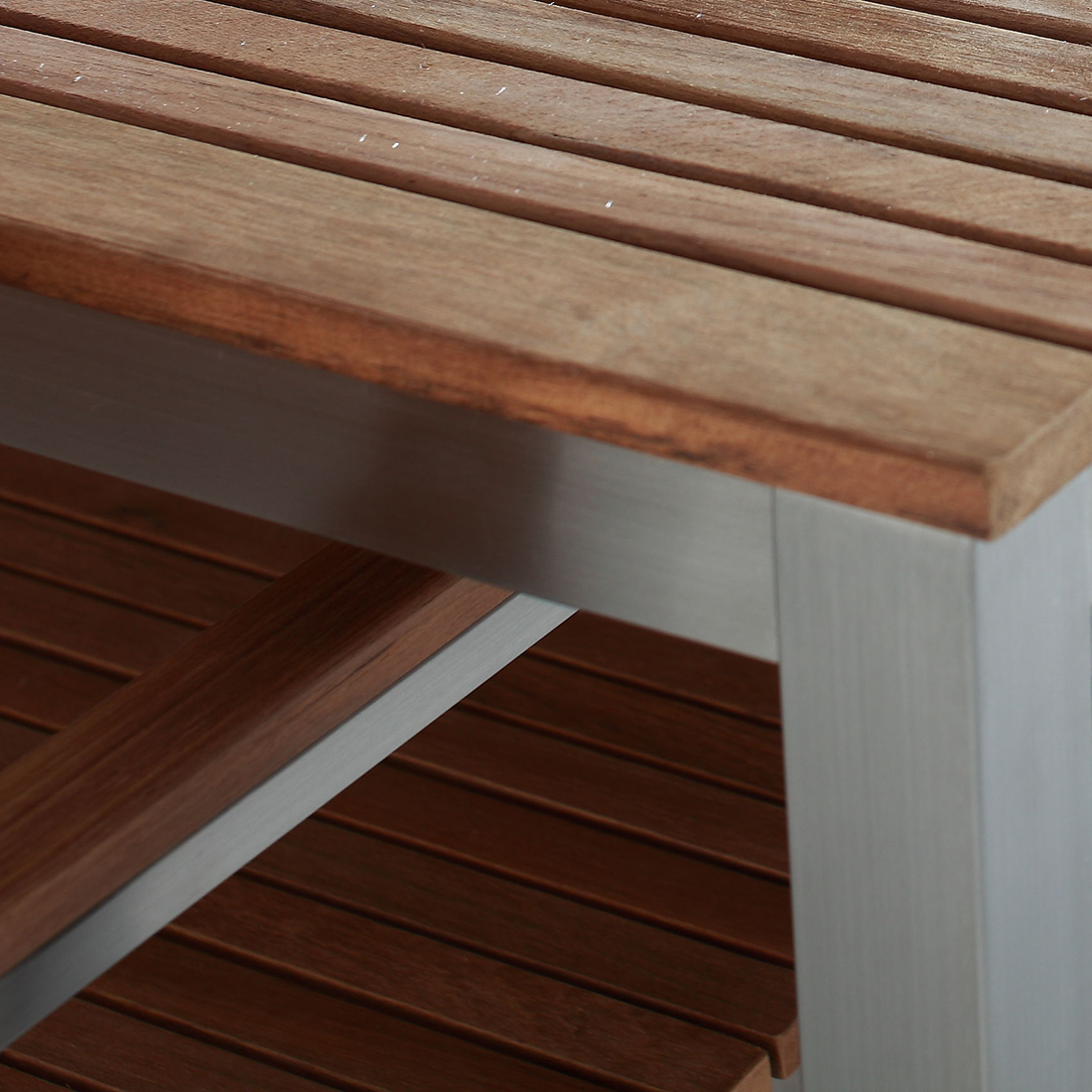 Gartentisch 200 x 90 cm Massivholz Braun VIAREGGIO