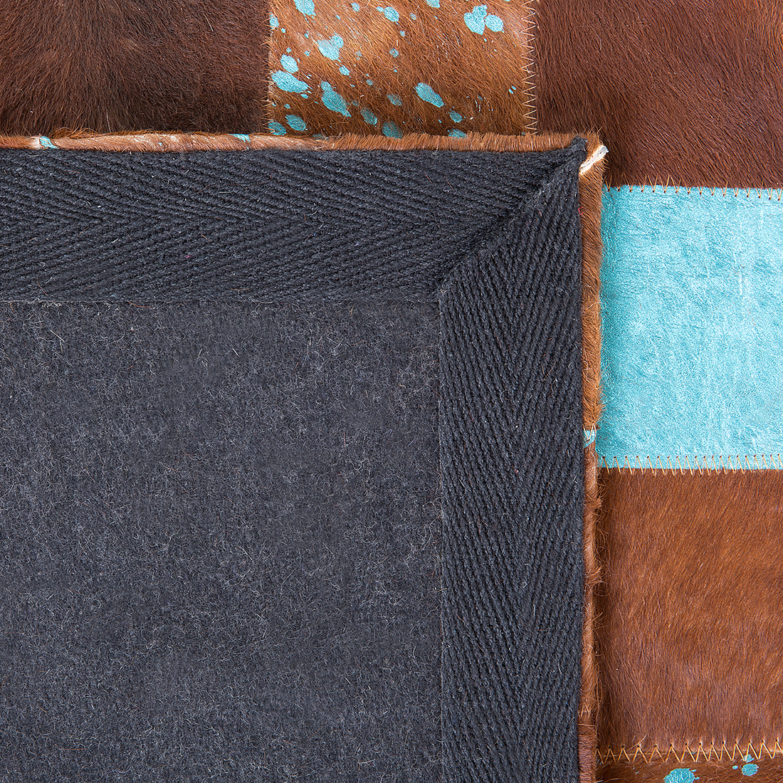 Teppich Kuhfell braun-blau 140 x 200 cm Patchwork Kurzflor ALIAGA