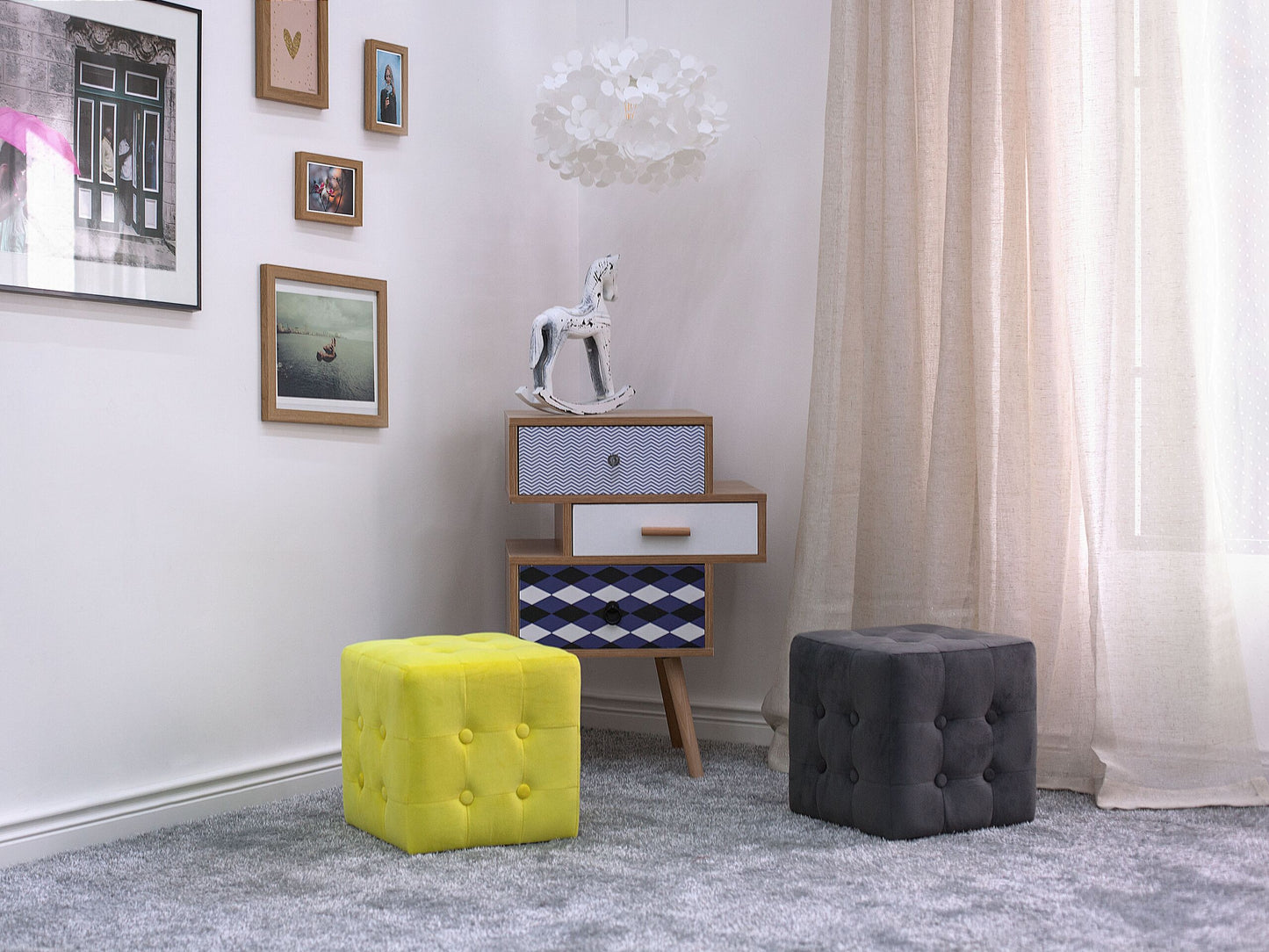 Pouf Samtstoff gelb 30 x 30 cm WISCONSIN