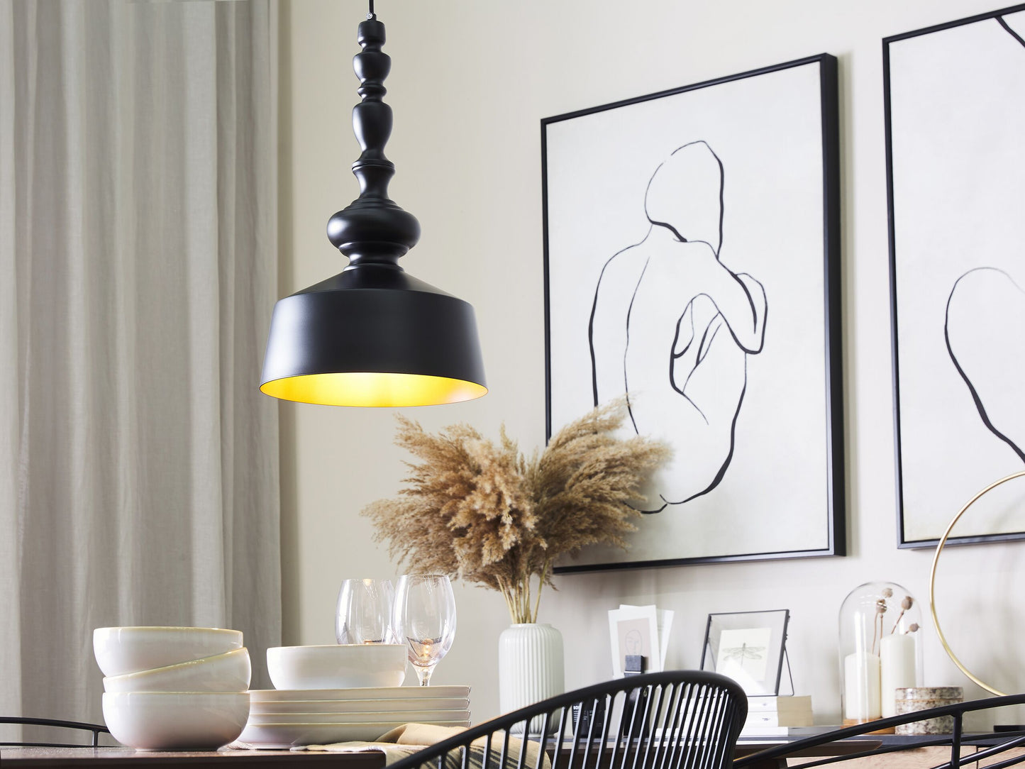 Hängelampe schwarz Glockenform DRIVA