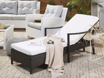 Gartenliege Rattan braun Auflage weiss VASTO