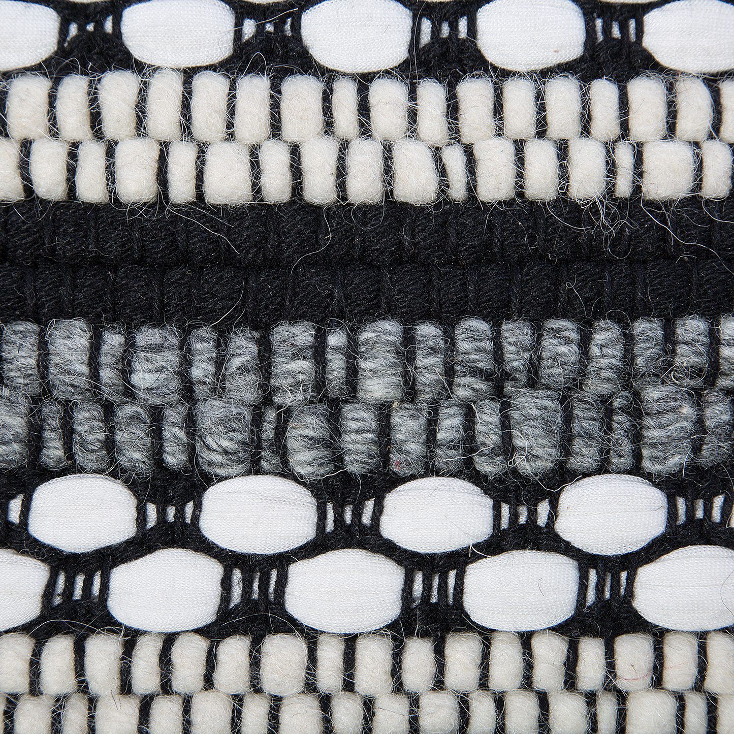 Pouf schwarz-weiss ⌀ 41 cm GUNTUR