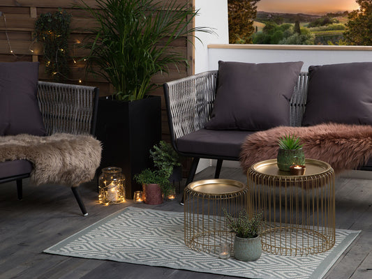 Outdoor Teppich hellgrün 90 x 150 cm geometrisches Muster Kurzflor SIKAR