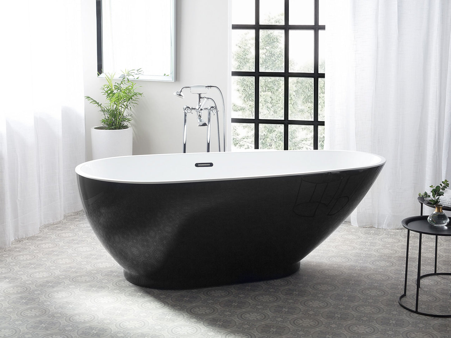 Badewanne freistehend schwarz oval 173 x 82 cm GUIANA