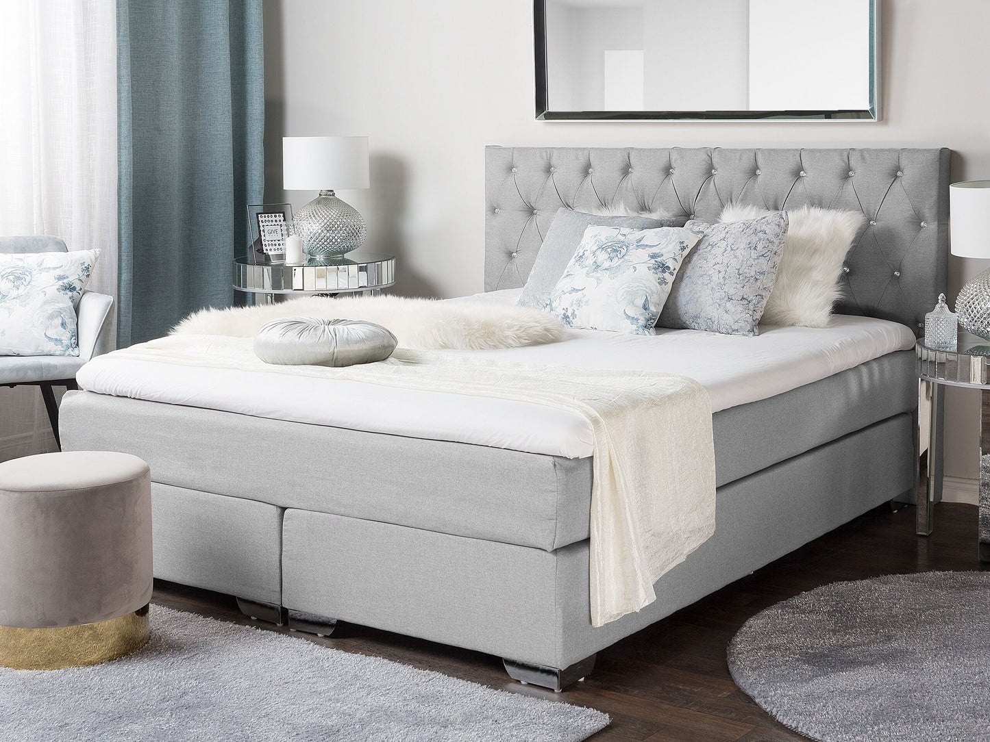 Boxspringbett Stoff DUCHESS 180 x 200 cm Hellgrau