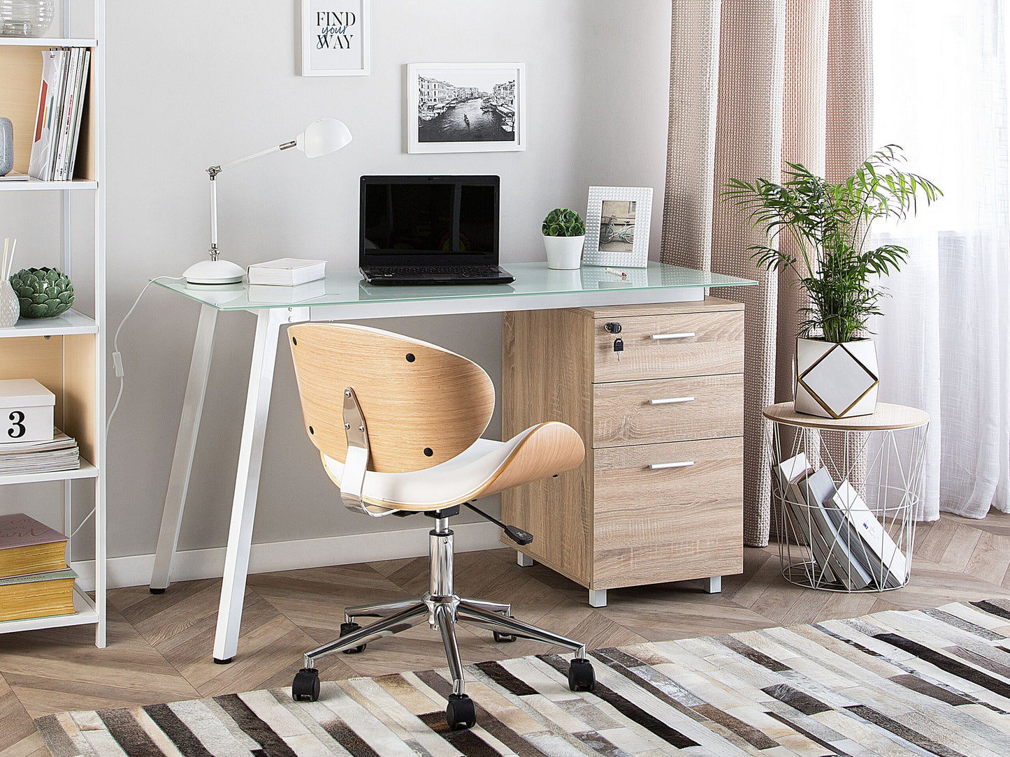Schreibtisch weiss / heller Holzfarbton 130 x 60 cm 3 Schubladen MONTEVIDEO