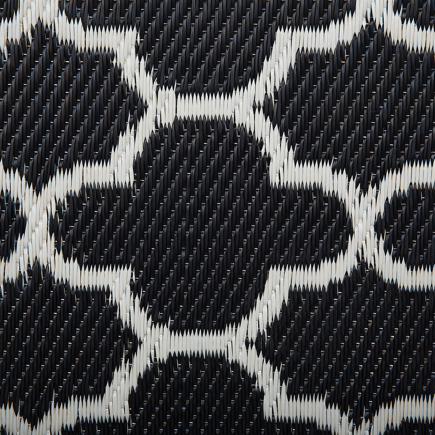 Outdoor Teppich schwarz 90 x 180 cm marokkanisches Muster zweiseitig Kurzflor SURAT