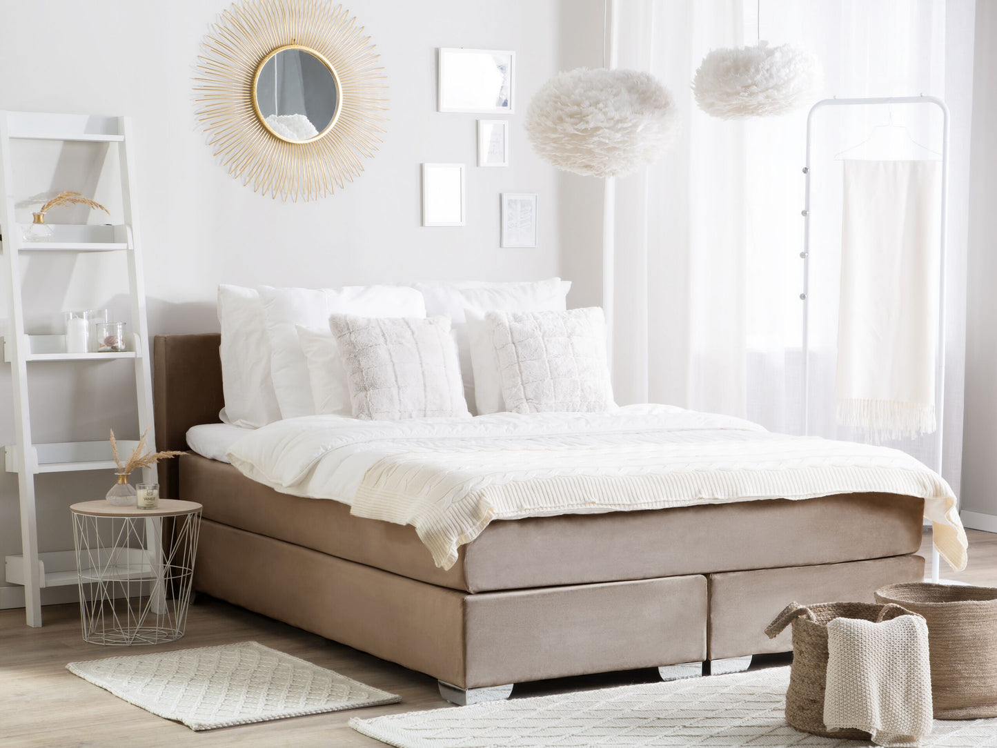 Boxspringbett Samtstoff CONSUL 160 x 200 cm Hellbeige