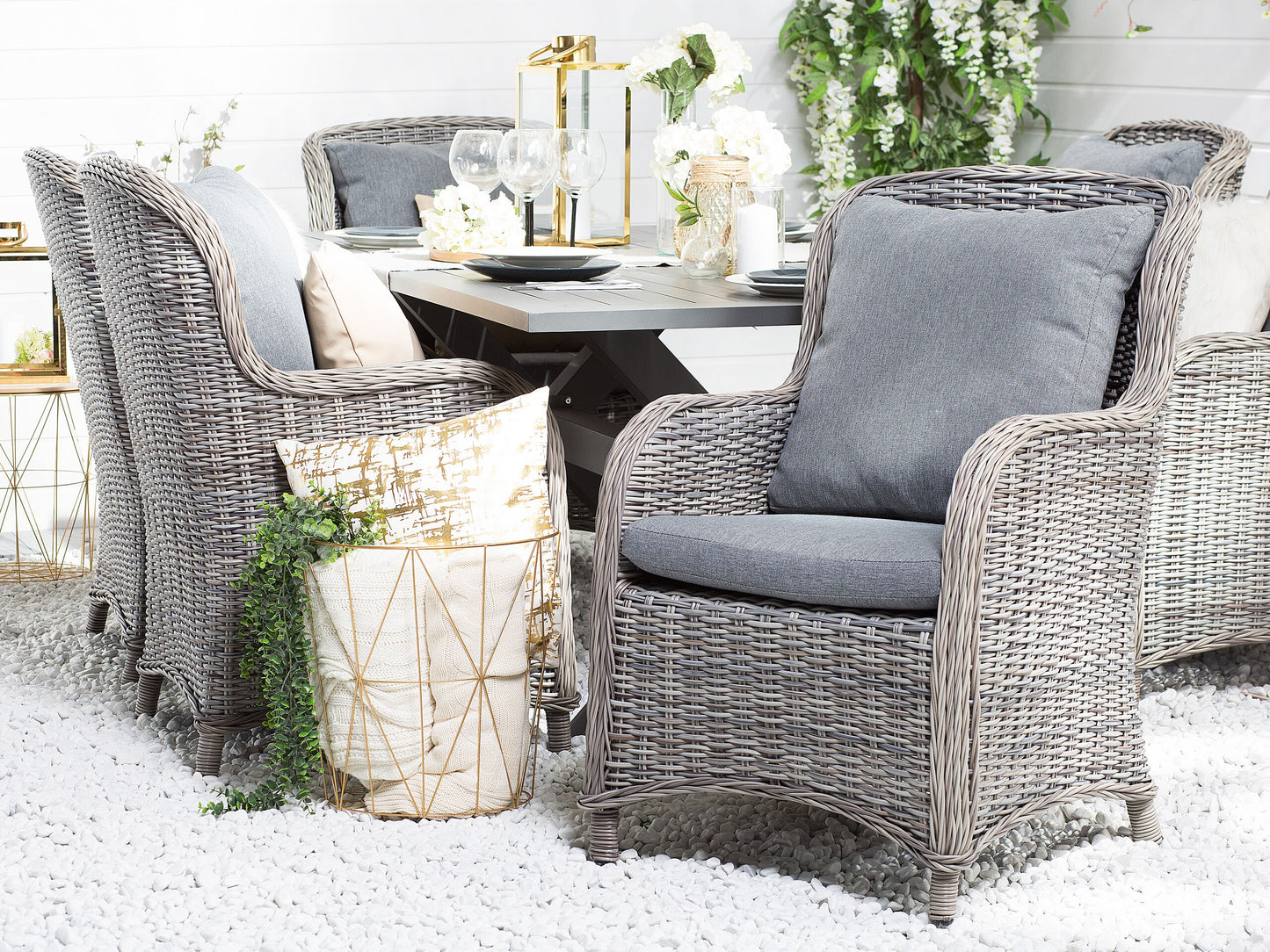 Set mit 2 Stühlen und Sitzkissen CASCAIS Polyrattan Grau