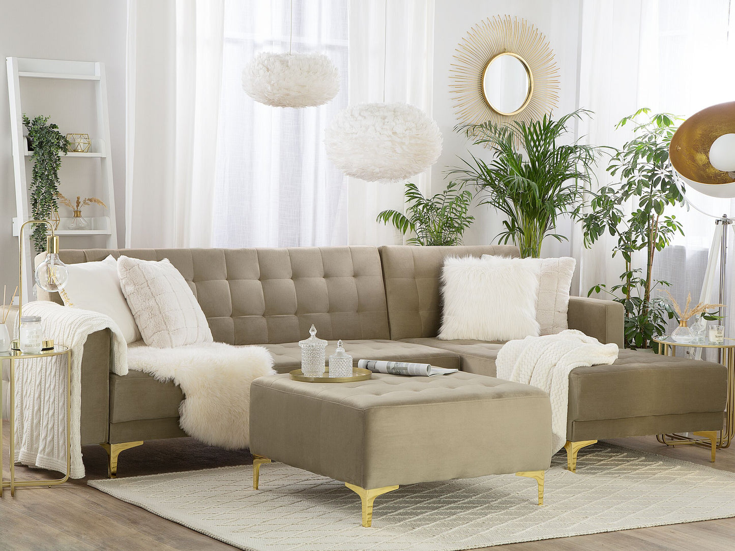 Schlafsofa Samtstoff sandbeige linksseitig mit Ottomane ABERDEEN