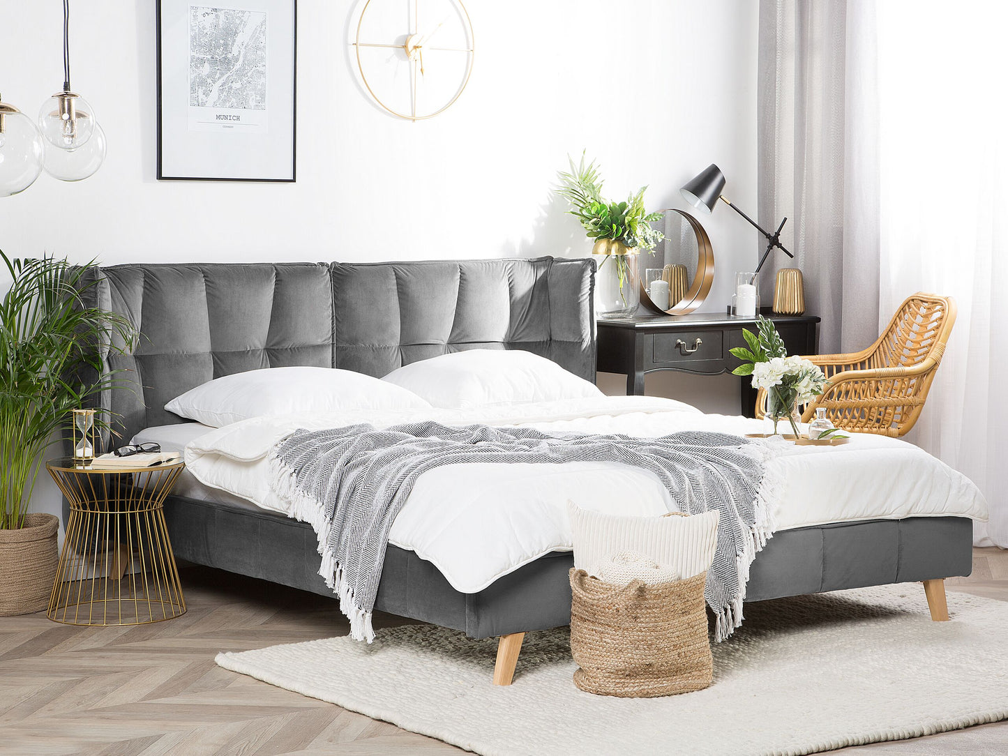 Bett mit Lattenrost Samtstoff SENLIS 180 x 200 cm Grau