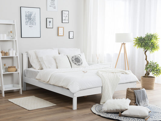 Bett mit Lattenrost Kiefernholz TANNAY 160 x 200 cm Weiss