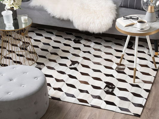 Teppich Kuhfell weiss 140 x 200 cm Patchwork Kurzflor ALPKOY