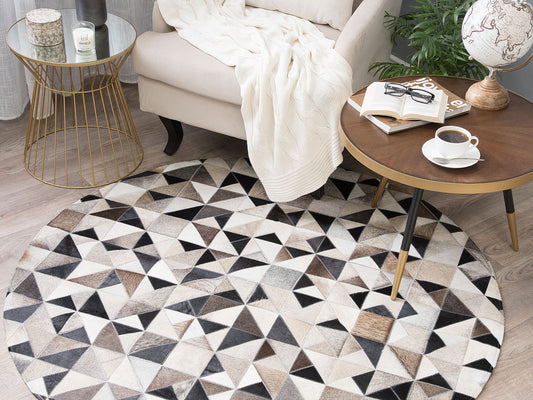 Teppich Kuhfell grau / beige ⌀ 140 cm Patchwork Kurzflor KIRKLAR