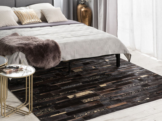 Teppich Kuhfell braun-gold 200 x 200 cm Patchwork Kurzflor ARTVIN