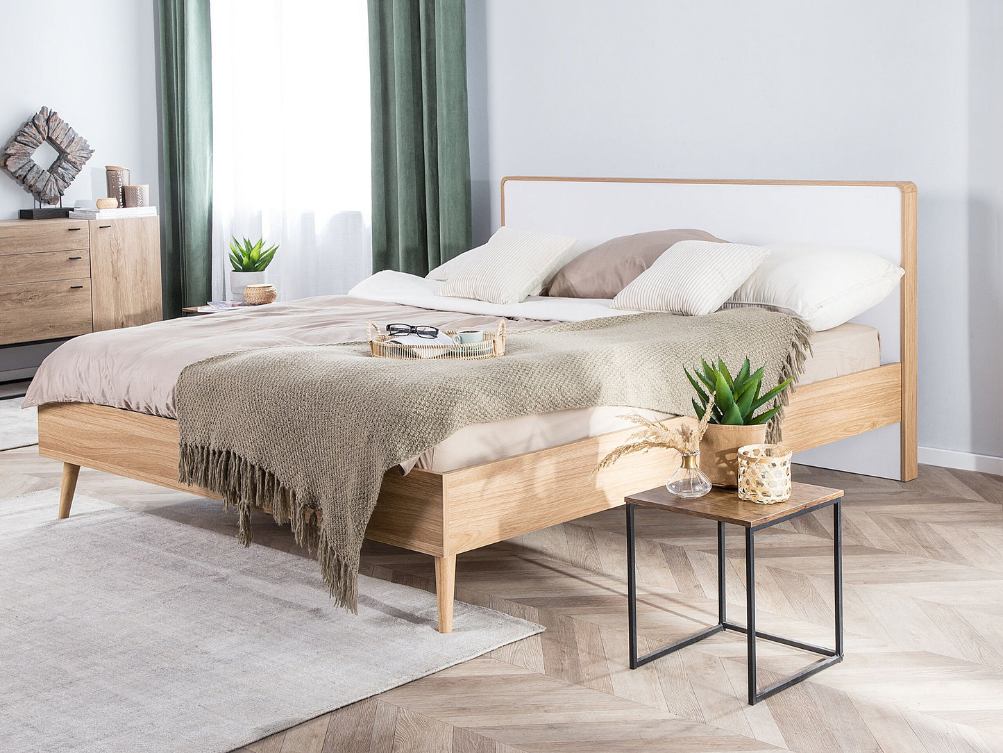 Bett mit Lattenrost SERRIS 140 x 200 cm Hellbraun