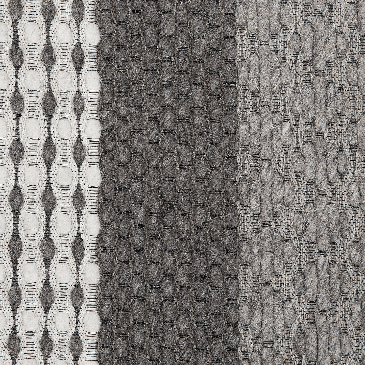 Teppich Wolle grau 80 x 150 cm Streifenmuster Kurzflor AKKAYA